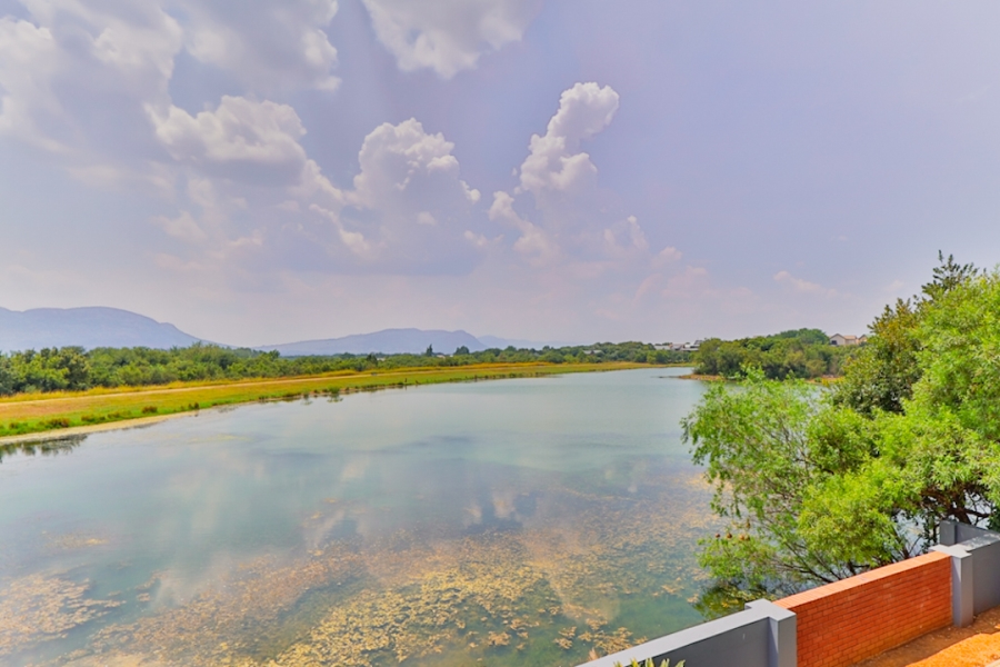 4 Bedroom Property for Sale in The Coves North West